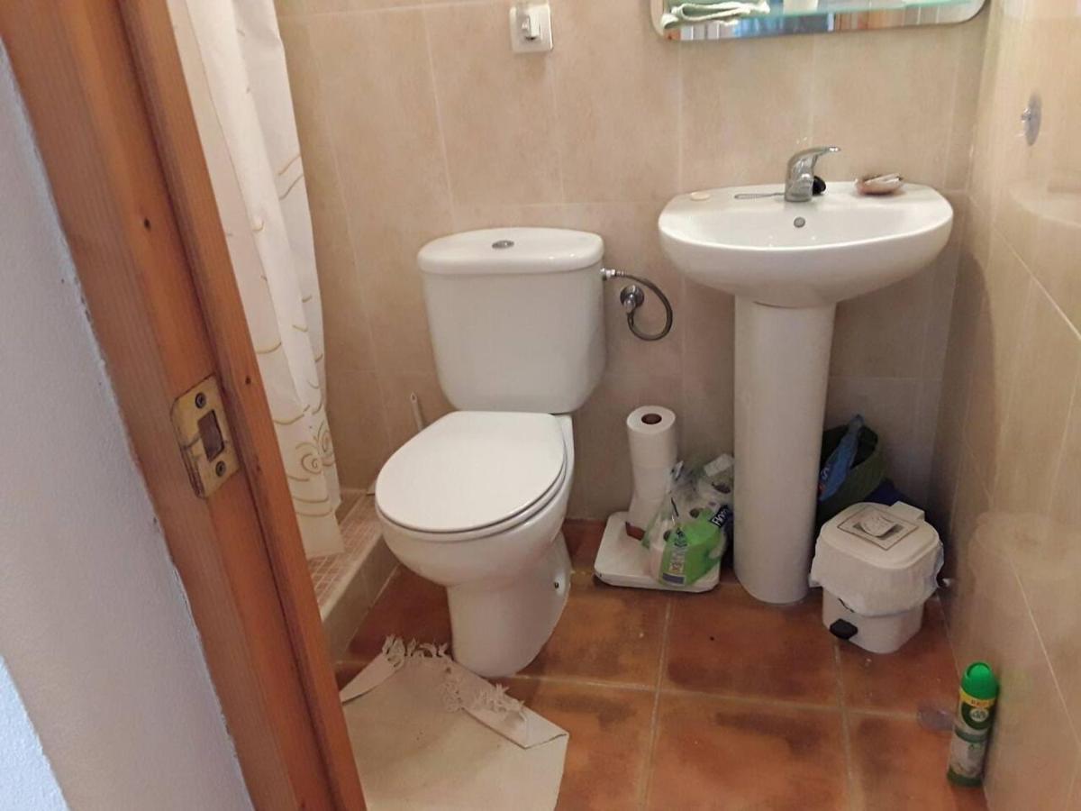 2-Bed Apartment - Sleeps 3 - Parking - Near Albox Exterior photo